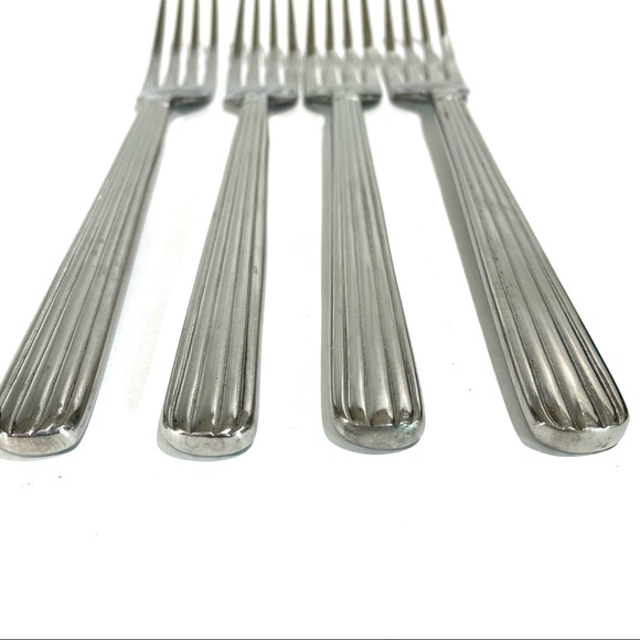 Towle Silver Stainless Dinner Forks set of 4 - Picture 4 of 7